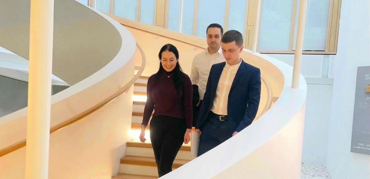 Master Business Management Studierende beim berufsbegleitenden Studium an der GoVersity