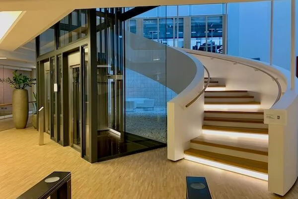 Treppenhaus im BGV-Gebäude Karlsruhe